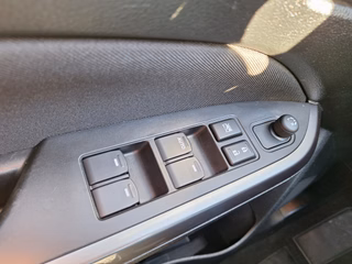 Suzuki Vitara 1.4 Boosterjet Select AHK 1.500kg DAB LED-Tagfahrlicht - bilder 22