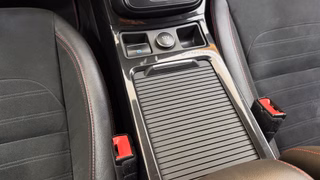 Ford Kuga ST-Line  AUTOMATIK SHZ CAM NAVI - foto 13