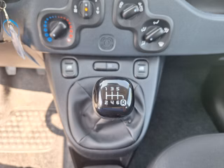 Fiat Panda 1.0 Hybrid 69PS Klima PDC DAB Spurhalteassistent - bilder 15