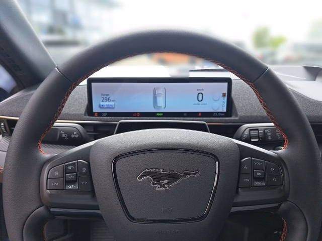 Ford Mustang Mach-E +EXTENDED-RANGE+NAVI+LED+ACC+KAMERA - bilder 7