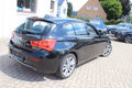 Daumennagel 30 - BMW 118 d Urban Line Aut LEDER=NAVI=LED LEUCHTE