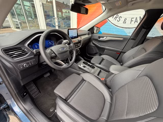 Ford Kuga Plug-In Hybrid Titanium X/Ergonomie-Sitze - bilder 10