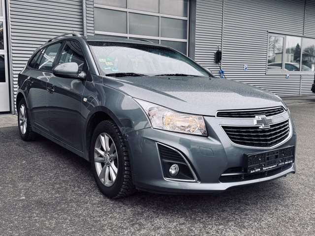 Chevrolet Cruze Station Wagon LT+ NAVI KAMERA TEMPOMAT Gebrauchtwagen Kaufen | EZ 11/2013 | Preis 4.300 €