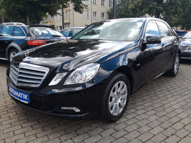 Mercedes-Benz E 250*ERST 71TKM*NAVI*AUTOMATIK*SITZHZG*