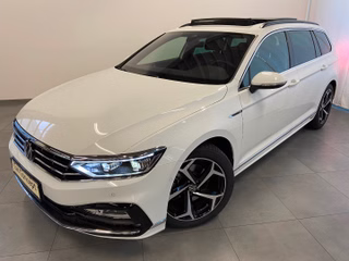 Volkswagen Passat Variant 2.0 TDI DSG 2 x R-LINE PANO AHK MATRIX