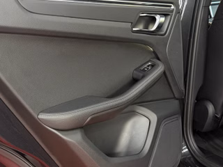 Porsche Macan 2.0 PANO/ACC/AHK/KAM/NAVI/MEMORY/21-ZOLL - foto 31