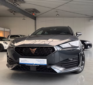 CUPRA Leon Sportstourer Autom., LED ACC Kamera Navi - foto 1