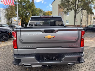 Chevrolet Silverado 6.2 V8 High Country - foto 6