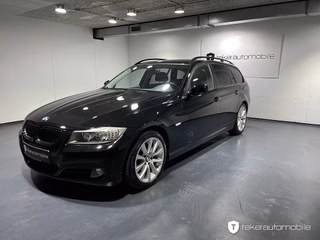BMW 318i Touring  Navi Xenon AHK - foto 1