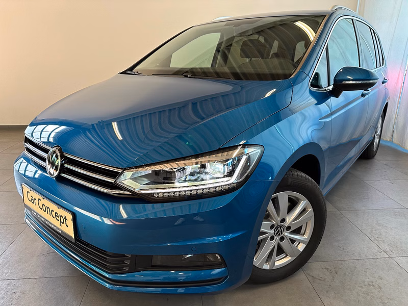 Volkswagen Touran 1.5 TSI DSG AHK T-LEDER ACC KAMERA 4J GARANTIE