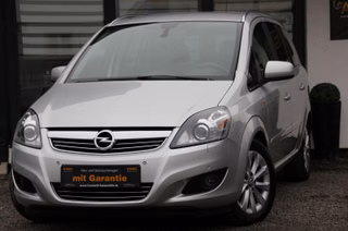 Opel Zafira B Family Plus 1.HD Xenon SHZ 7-Sitze Gara B