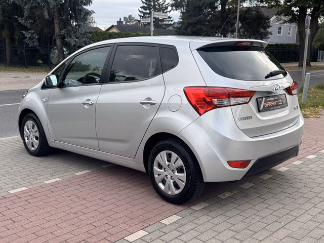 Hyundai ix20 Comfort*Aut*Klima*PDC*Allwetter*TÜV NEU* - foto 7