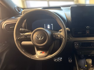 Toyota Yaris Hybrid GR Sport 1,99% +JBL+ Infotainment-Paket, Safety-Paket - bilder 18