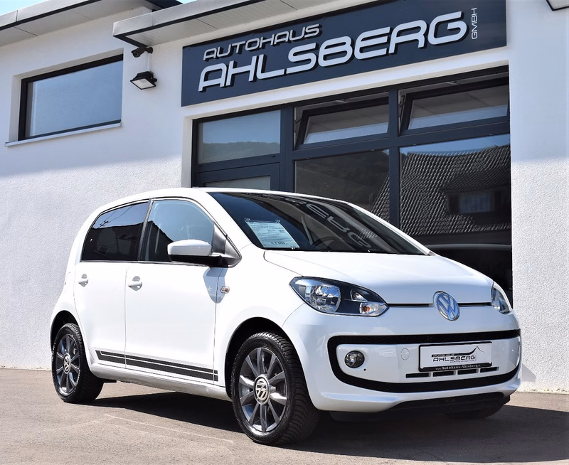 Volkswagen club up! /Navi/SHZ/PDC/Bluetooth/Tempomat