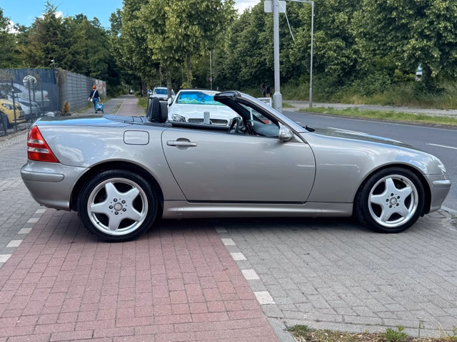 Mercedes-Benz SLK 200 Kompressor*Aut.*Leder*Shz*Temp.*17"AMG* - foto 6