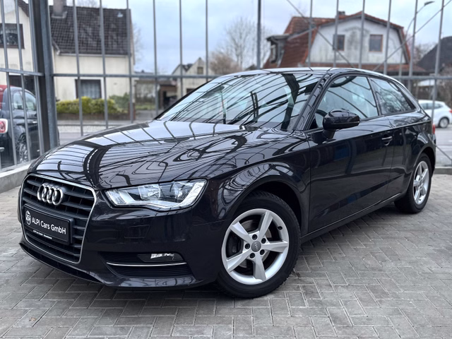 Audi A3 1.4 TFSI Attraction  NAVI/SITZHEIZ./1.HAND/BI-XENON - foto 1