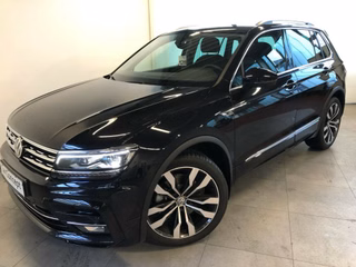 Volkswagen Tiguan 2.0 TDI DSG 4MOT R-LINE AHK STANDHEIZ 20"