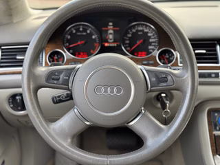Audi A8 4.2 quattro - foto 24