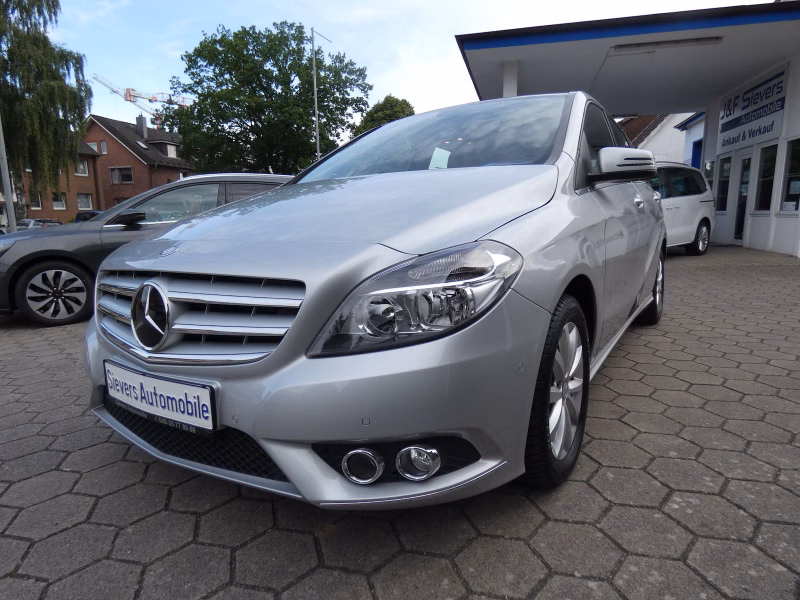 Mercedes-Benz B 180 7G-DCT Klima PDC Sitzheizung AHK
