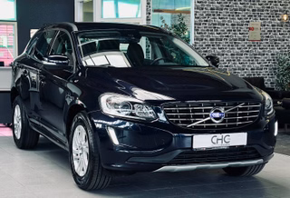 Volvo XC60 Momentum 2WD 1HD|Bi-XENON|SHZ|NAVI|SENSUS