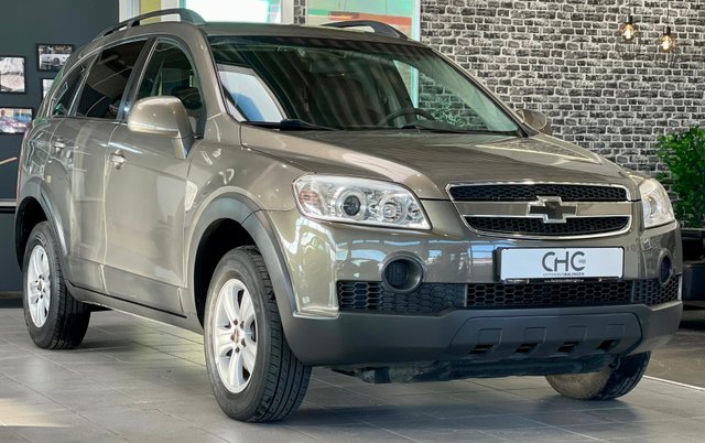 Chevrolet Captiva 2.4 LS 2WD |AHK|MFL Gebrauchtwagen Kaufen | EZ 01/2009 | Preis 5.490 €