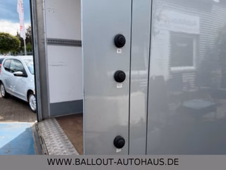 Peugeot Boxer 2,2 HDi Koffer*1.HAND*STHZ*TÜR*NAVI*KAMERA - photo 4