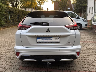 Mitsubishi Eclipse Cross/Plus Select Black Hybrid 4WD - foto 7