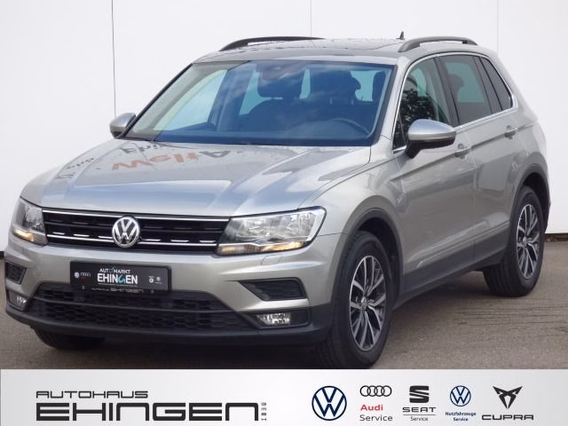 Volkswagen Tiguan Comfortline 2.0 TDI DSG Panorama ACC AHK Navi
