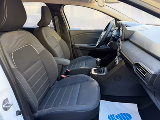 Dacia Jogger Extreme  CAM Navi SHZ AHK 7 Sitzer - bilder 4
