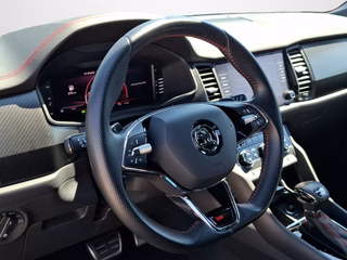 Skoda Kodiaq 2.0 TSI RS 4x4 DSG / NAVI / ACC / DCC / MATRIX / E-SITZE - foto 5