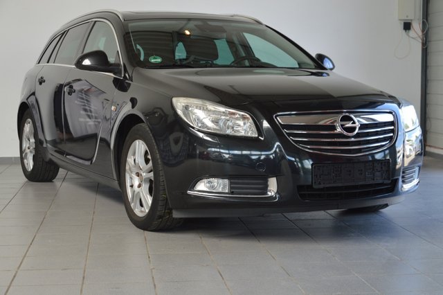 Opel Insignia A Sports Tourer Edition |SHZ|NAVI|PANO Gebrauchtwagen Kaufen | EZ 05/2010 | Preis 5.200 €