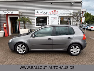 Volkswagen Golf - photo 1