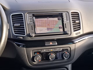 Volkswagen Sharan 1.4 TSI Highline KLIMA / NAVI / ACC / DYNAUDIO / KAMERA - foto 8