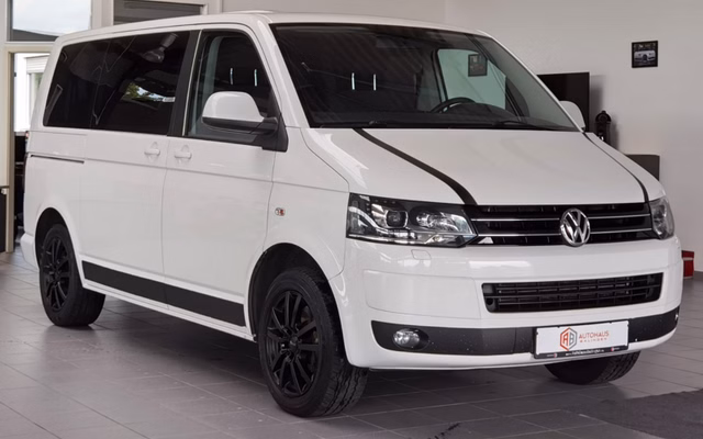Volkswagen T5 Caravelle 1.HD|Bi-XENON|AHK|KLIMA|8-SITZ Gebrauchtwagen Kaufen | EZ 12/2011 | Preis 17.990 €
