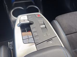 BMW X1 sDrive 18 i M Sport M- Autom., LED Pano Navi H/K Sound - bilder 8