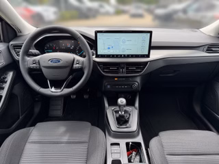 Ford Focus Turnier Titanium Edition +LED+WINTERPAKET+ - bilder 1