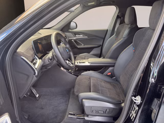 BMW X1 sDrive 18 i M Sport M- Autom., LED Pano Navi H/K Sound - bilder 7