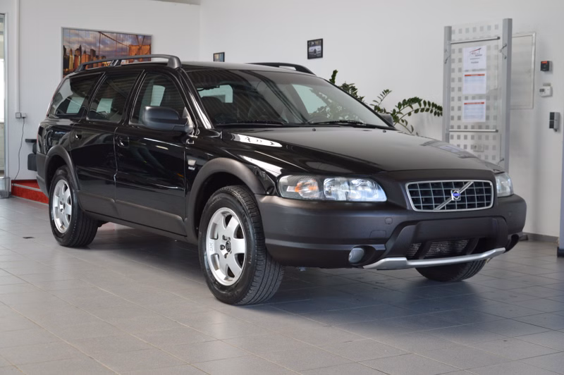 Volvo XC70 D5 AWD 1.HAND|AHK|SHZ|LEDER|MFL