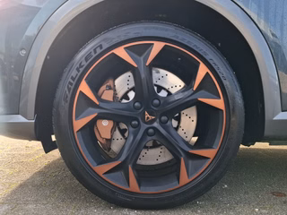 CUPRA Formentor 2.0 TSI VZ 4Drive DSG / LEDER / AHK / PANORAMA - bilder 12