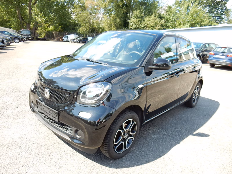 Smart forfour Prime Autom. Navi. Klimaautom.Panoramadach. SHZ.Alu.
