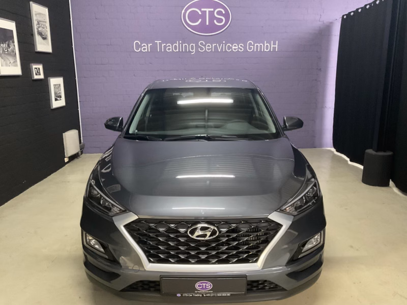 Hyundai TUCSON Trend 2WD / 39657 / 1 Hand / Navi /