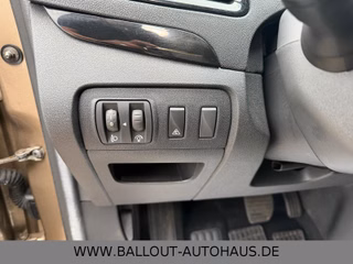 Renault Scenic III BOSE*1.HAND*KLIMA*NAVI*KEY*BT*AHK*CAM - photo 1