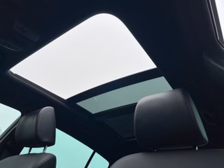 Kia Sportage GT-Line 4WD Bi-LED Pano Winterräder - bilder 18