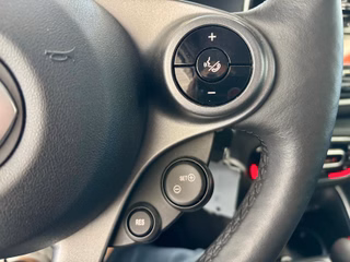 smart fortwo coupe electric drive/EQ Alu SHZ Tempomat - bilder 16