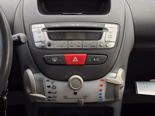 Peugeot 107 Millesim 200*Klima*Allwetter*TÜV NEU - foto 7