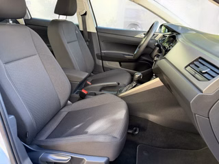 Volkswagen Polo VI Comfortline Automatik - foto 4