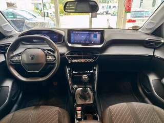 Peugeot 208 Allure  LED CarPlay SHZ PDC Tempomat - bilder 10