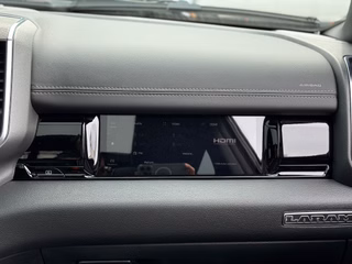 Dodge RAM Laramie Night Premium Rambox + teilbare Heckklappe - foto 29