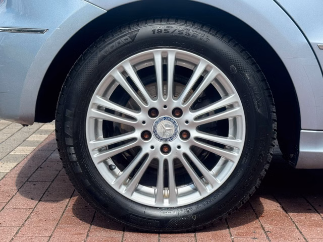 Mercedes-Benz A 200 ELEGANCE*LEDER*PANORAMA*SHZ*VOLL! - foto 9