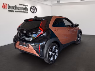 Toyota Aygo X Hybrid Teamplayer + Technik Paket - foto 5